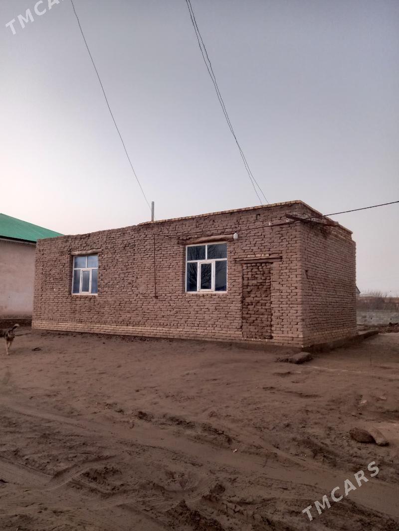 Jay - Дашогуз - img 1