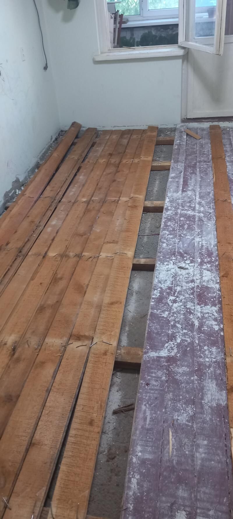 AGAÇ DEMIR ALÝAS LAMINAT.ŞYPYR - Хитровка - img 1