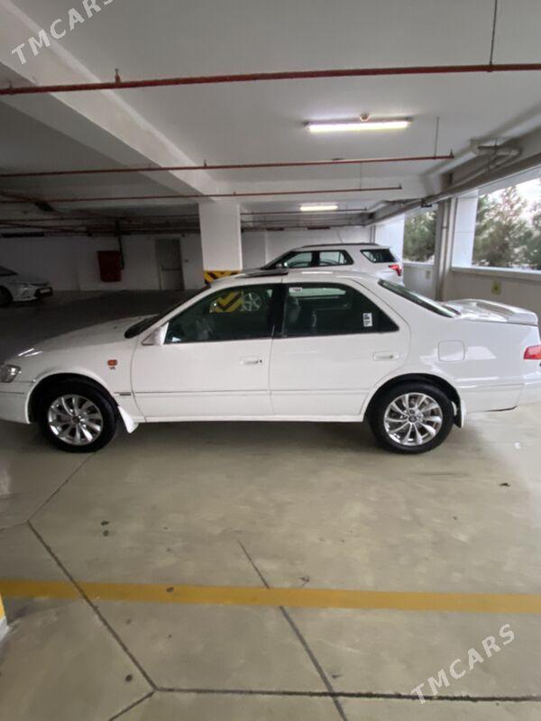 Toyota Camry 1998 - 142 000 TMT - 10 мкр - img 1