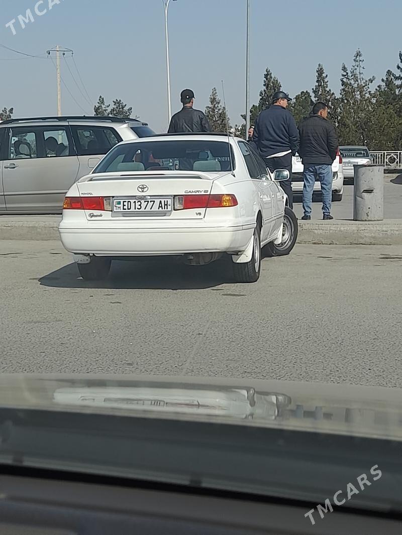 Toyota Camry 1998 - 140 000 TMT - Aşgabat - img 1