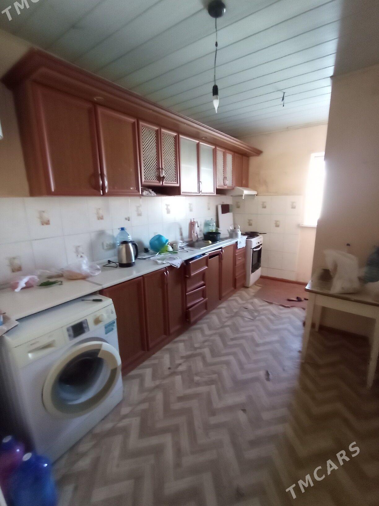 Mary-Şäher-Satlyk-Jay-8-Aptek - Mary - img 1