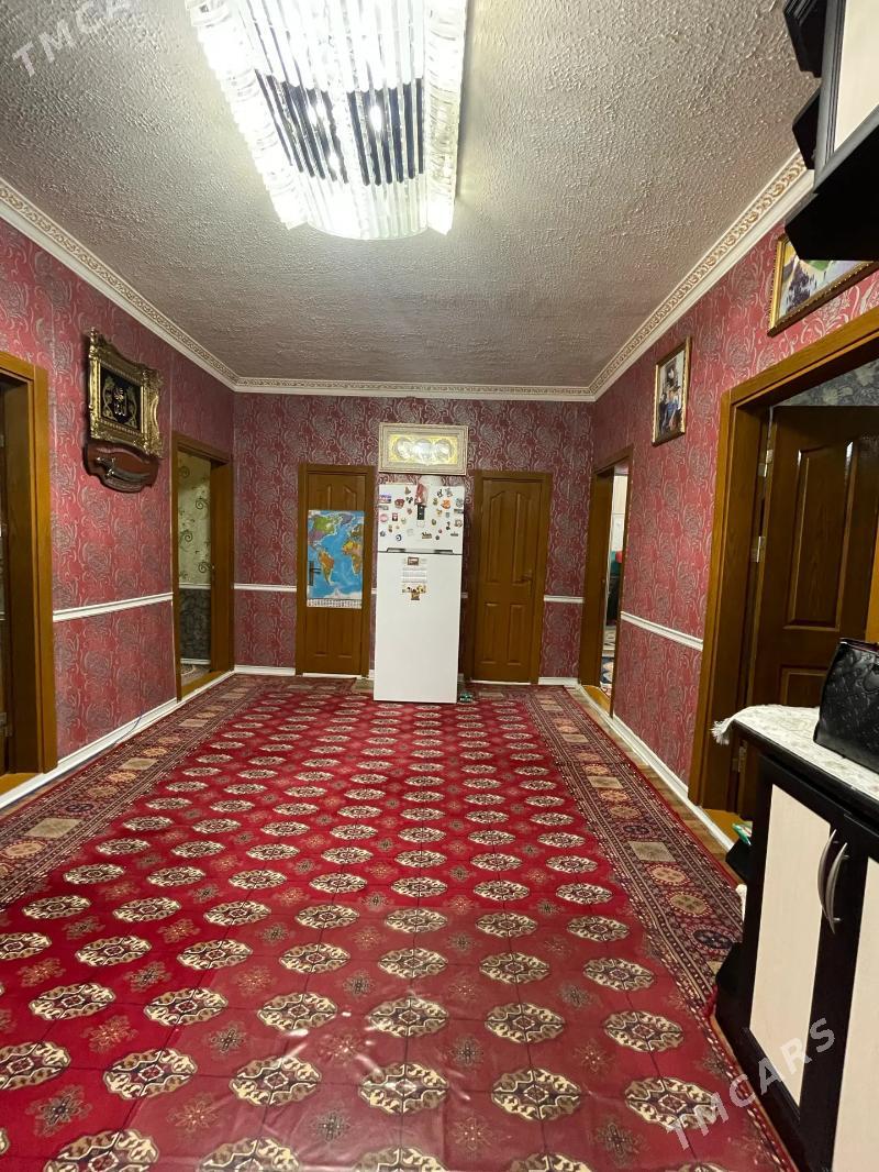 Мир 7/2, 1 этаж, 3 комнаты - Мир 7 - img 1