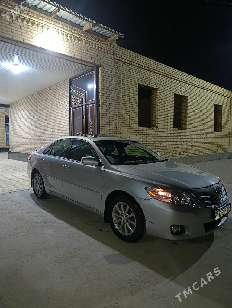 Toyota Camry 2011 - 260 000 TMT - Туркменабат - img 1