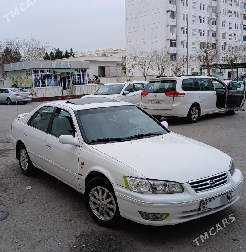 Toyota Camry 2000 - 170 000 TMT - 5 mkr - img 1