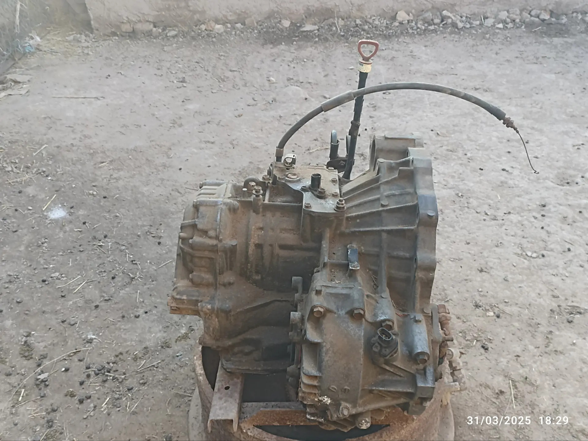 3lik karopka 3 000 TMT - Гурбансолтан Едже - img 1