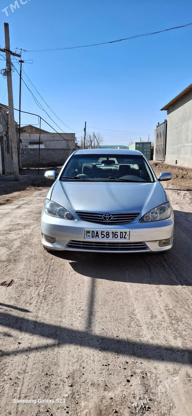 Toyota Camry 2003 - 170 000 TMT - Кёнеургенч - img 1