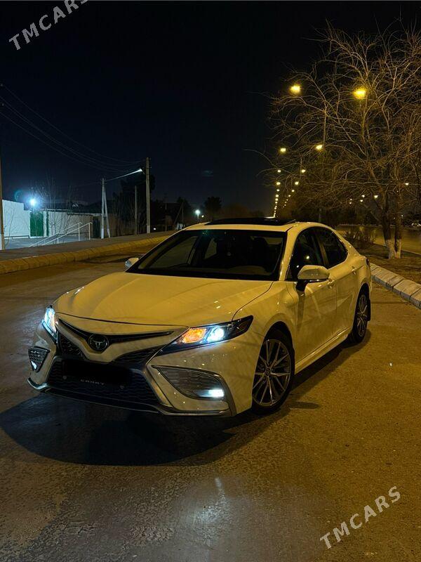 Toyota Camry 2021 - 380 000 TMT - Çoganly - img 1