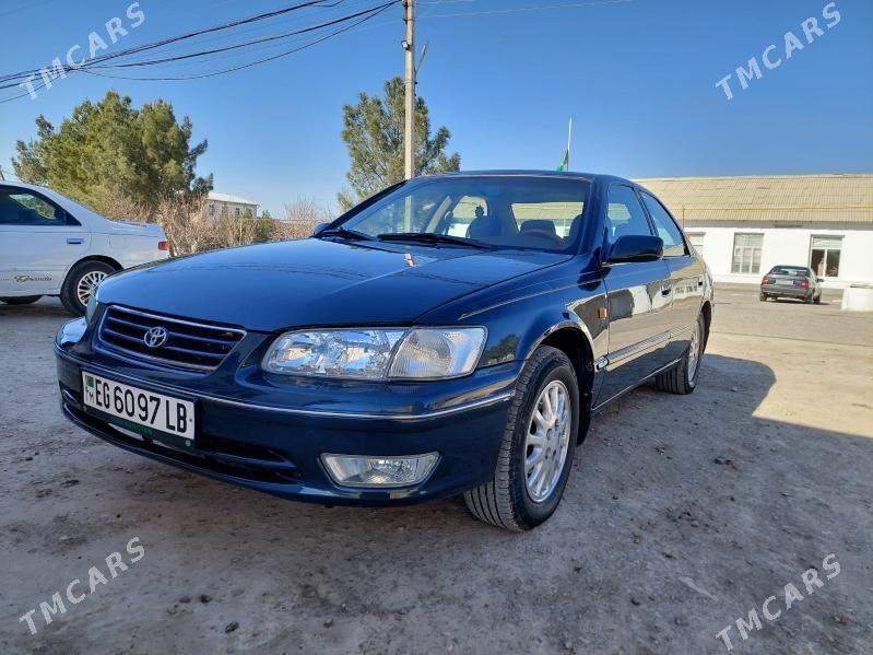 Toyota Camry 1999 - 140 000 TMT - Dänew - img 1