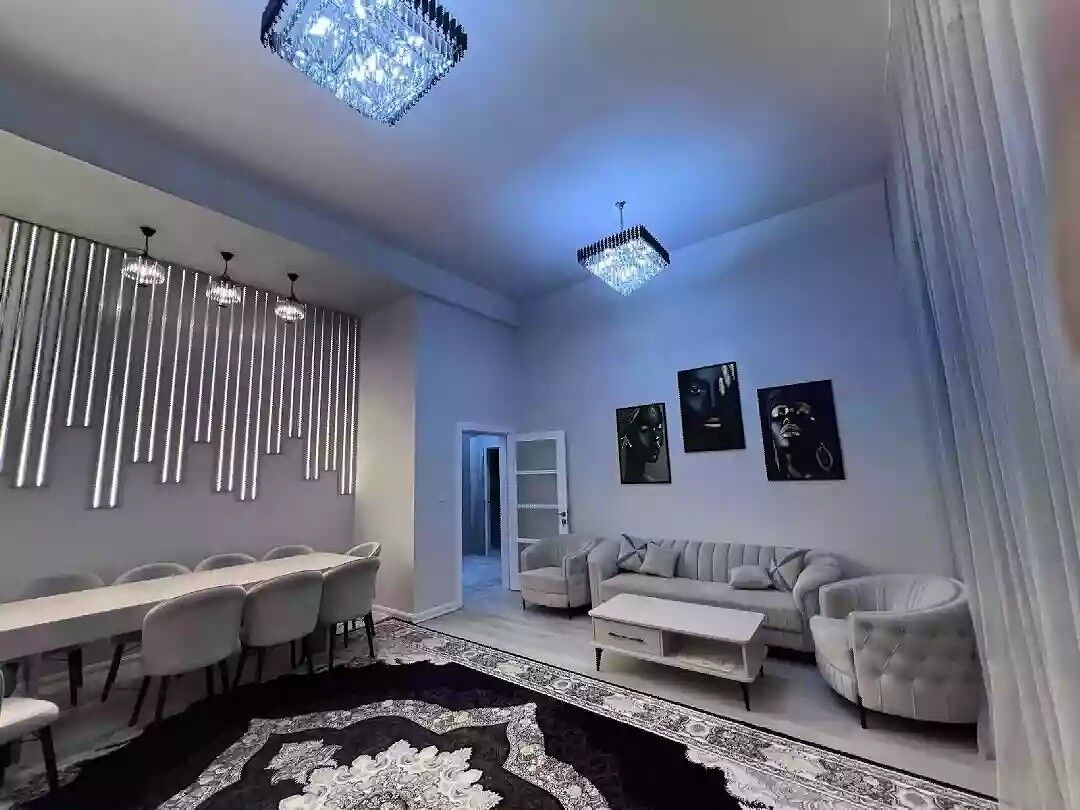 Arenda Sawetski️ elitka️ - Sowetskiý köç. (Garaşsyzlyk şaýoly) - img 1