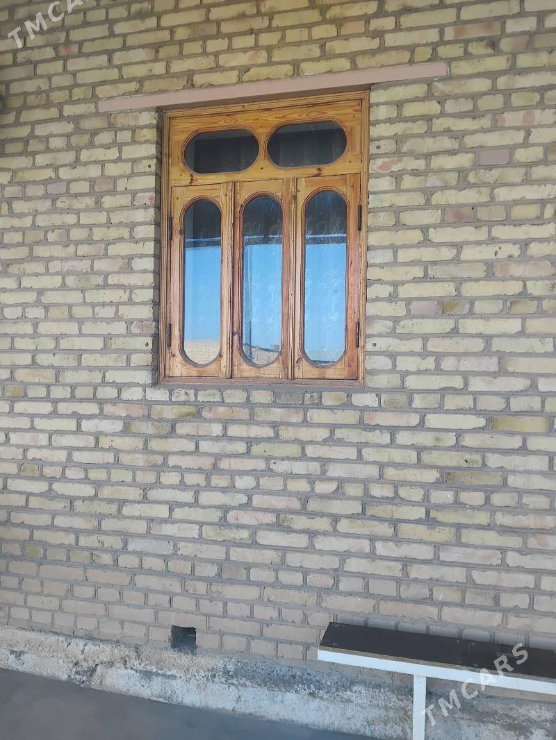 gapy penjire - Туркменабат - img 1