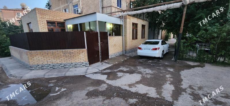 Titow koce 1nji etas eyesinden - Mary - img 1