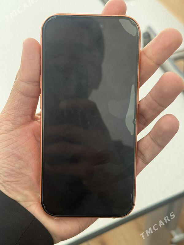 iphone 17 pro - Mary - img 1