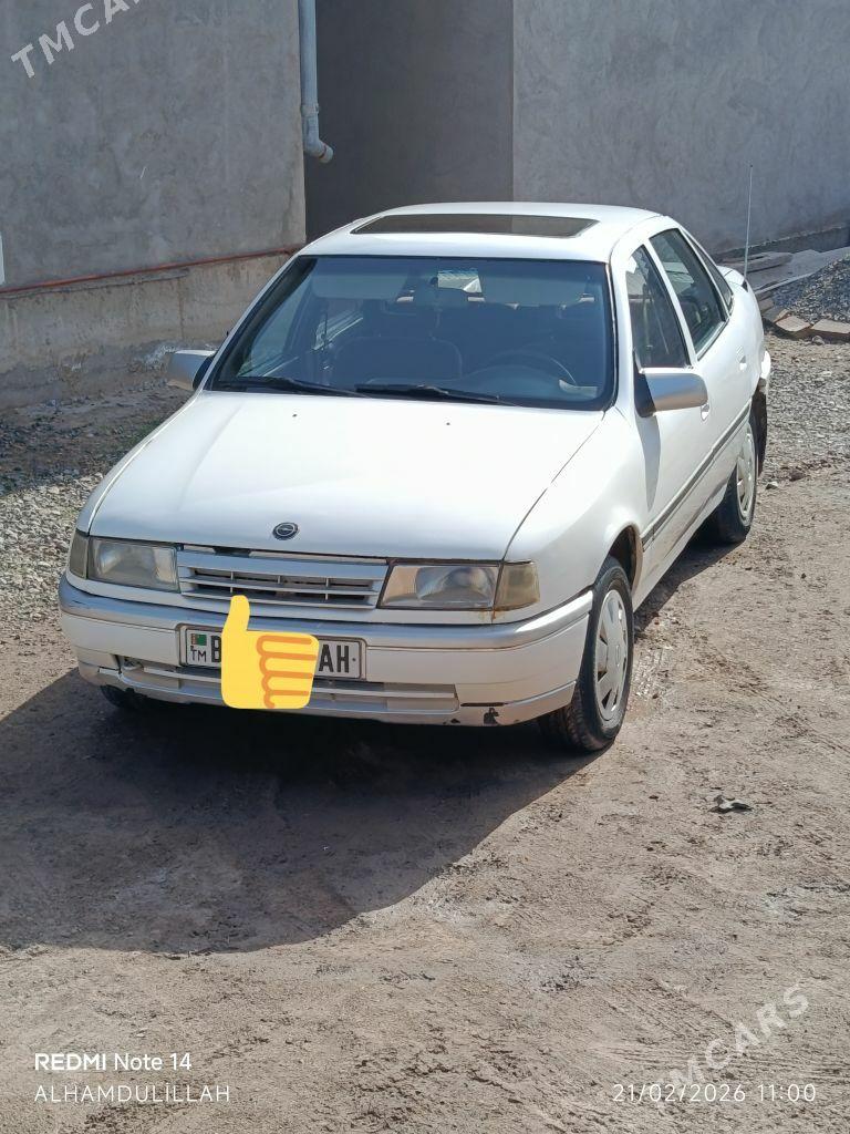 Opel Vectra 1990 - 35 000 TMT - Tejen - img 1