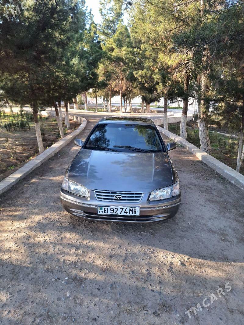 Toyota Camry 1998 - 129 000 TMT - Мары - img 1