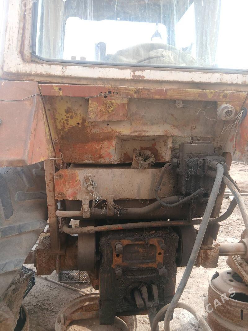 MTZ 82 1994 - 25 000 TMT - Кёнеургенч - img 1