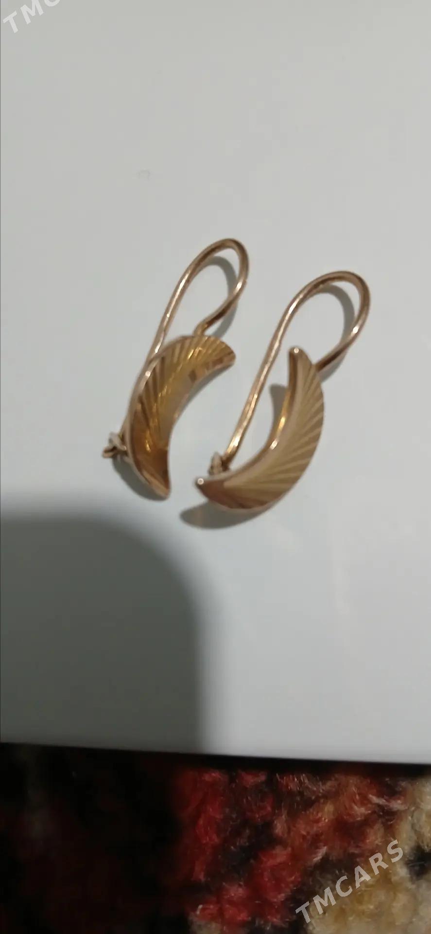 gyzyl syrga - Mary - img 1