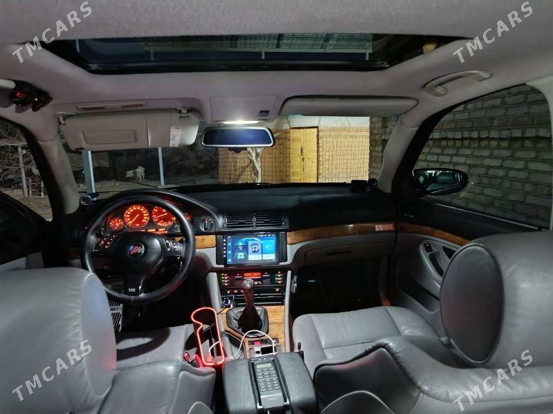 BMW 540 2000 - 136 000 TMT - Mary - img 1