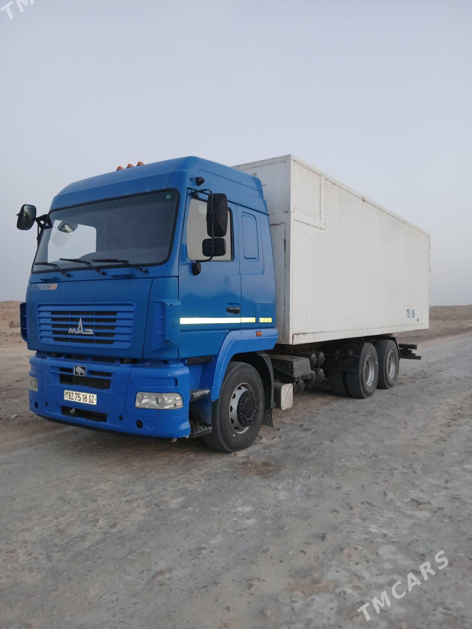 Maz Samosval 2013 - 700 000 TMT - Gurbansoltan Eje - img 1