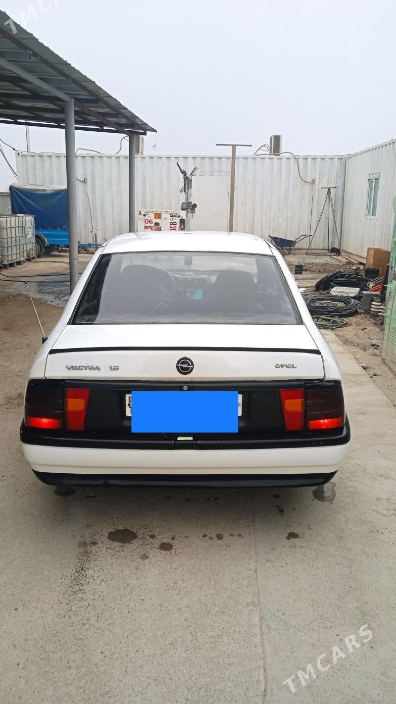 Opel Vectra 1991 - 35 000 TMT - Багир - img 1