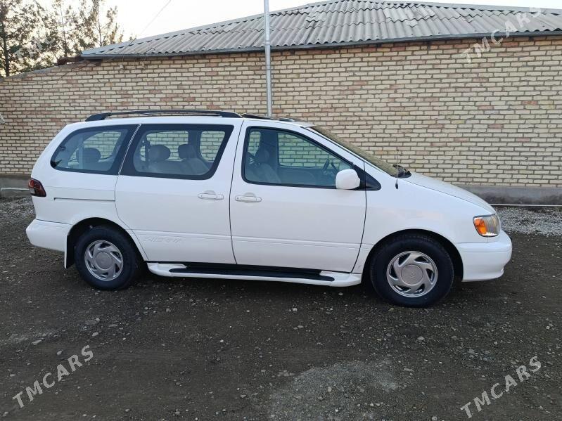 Toyota Sienna 2001 - 220 000 TMT - Махтумкули - img 1