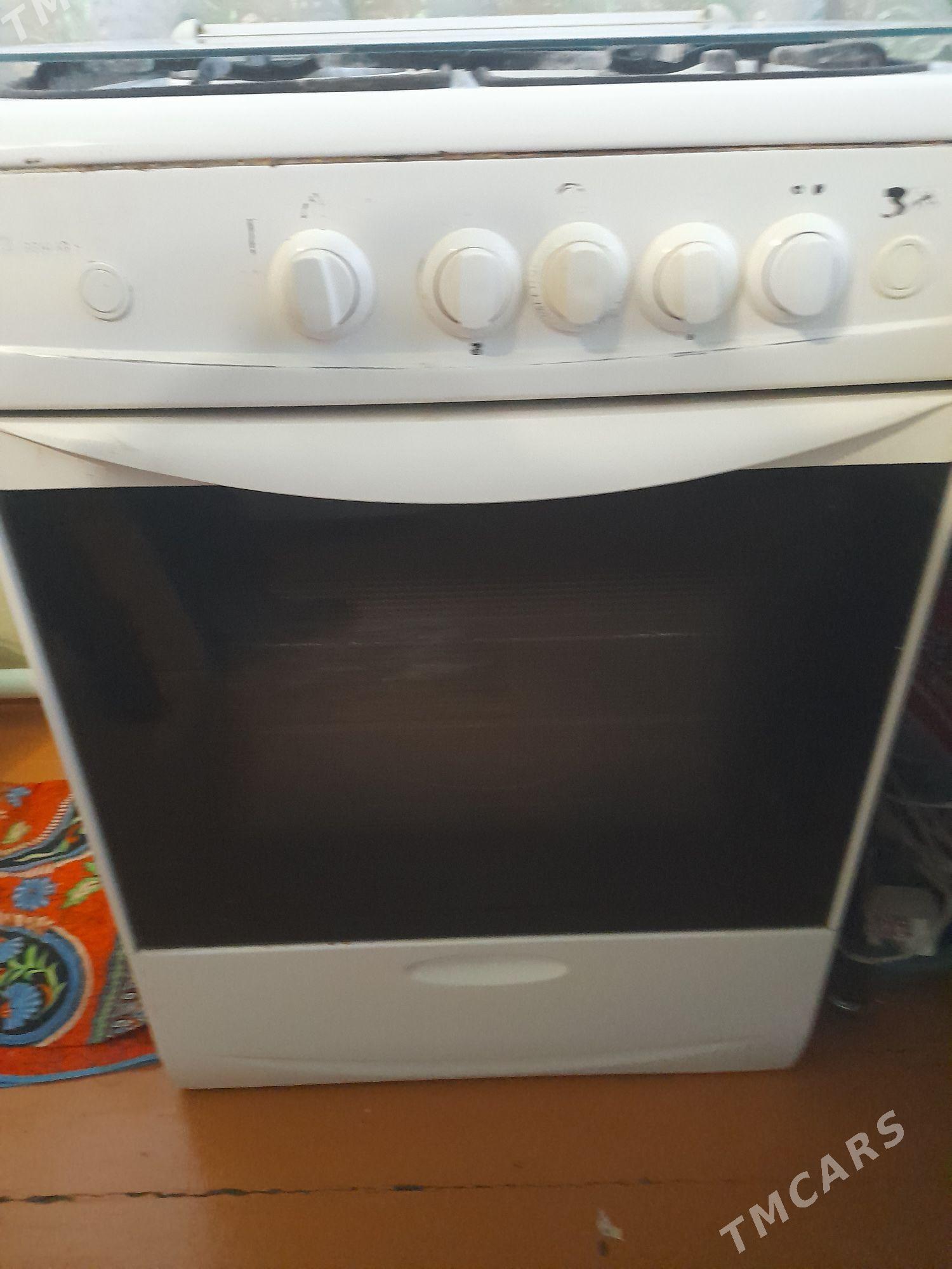 Gaz plita - 30 mkr - img 1