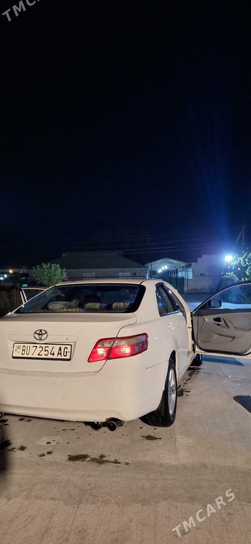 Toyota Camry 2008 - 165 000 TMT - Гуртли - img 1