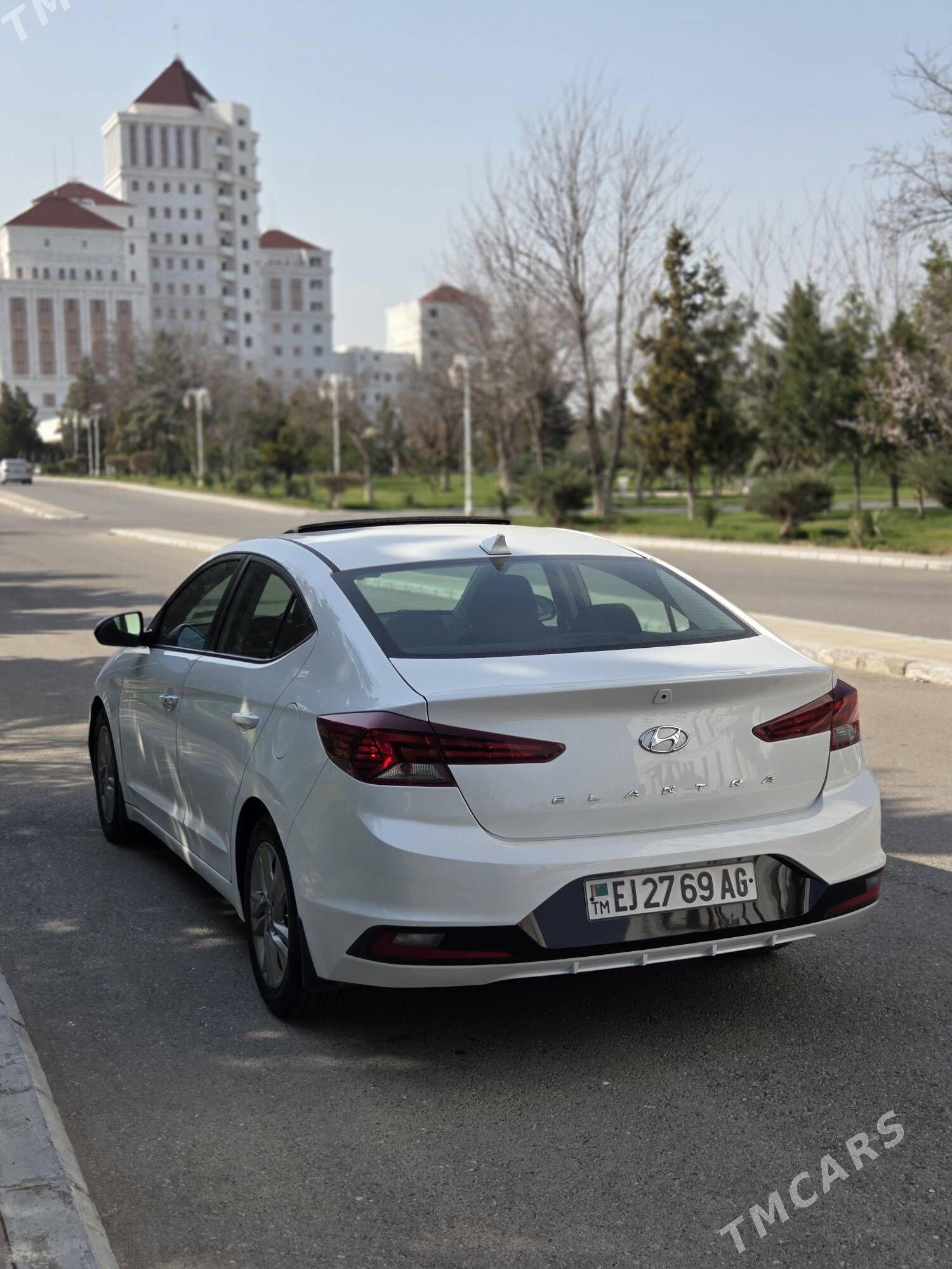Hyundai Elantra 2020 - 240 000 TMT - Нефтегаз (ул. Андалиб-Юбилейная) - img 1