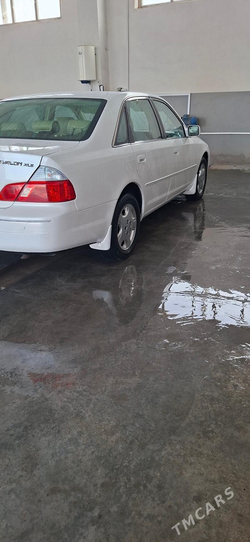 Toyota Avalon 2004 - 260 000 TMT - Мары - img 1