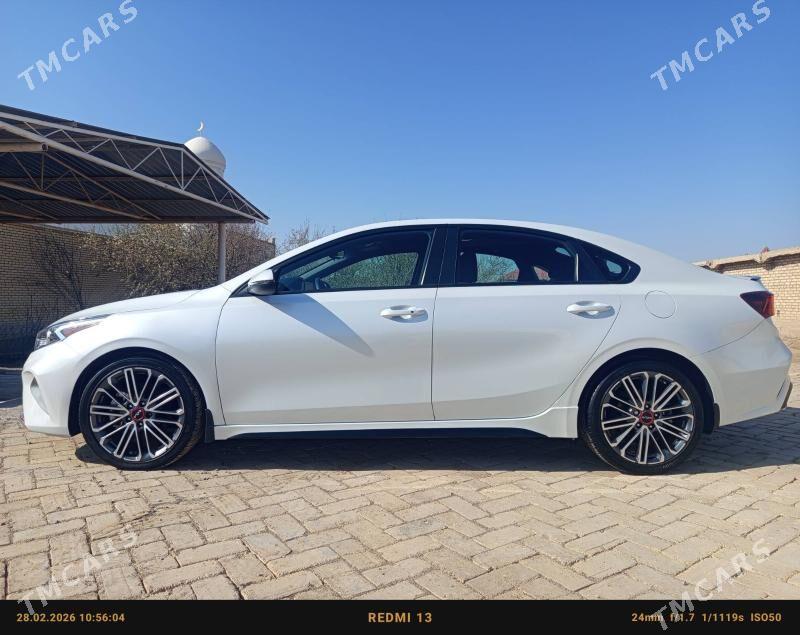 Kia Forte 2022 - 260 000 TMT - "Altyn Asyr" Gündogar bazary (Jygyllyk) - img 1