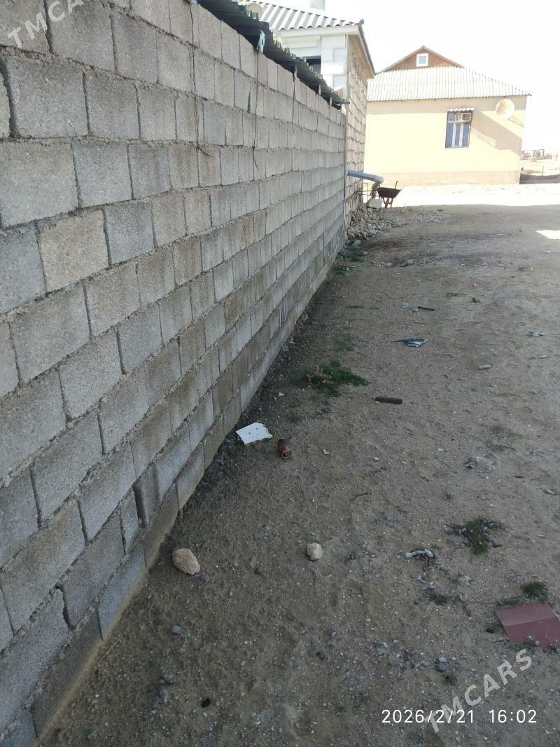 Gulmaŷak daça - Туркменбаши - img 1