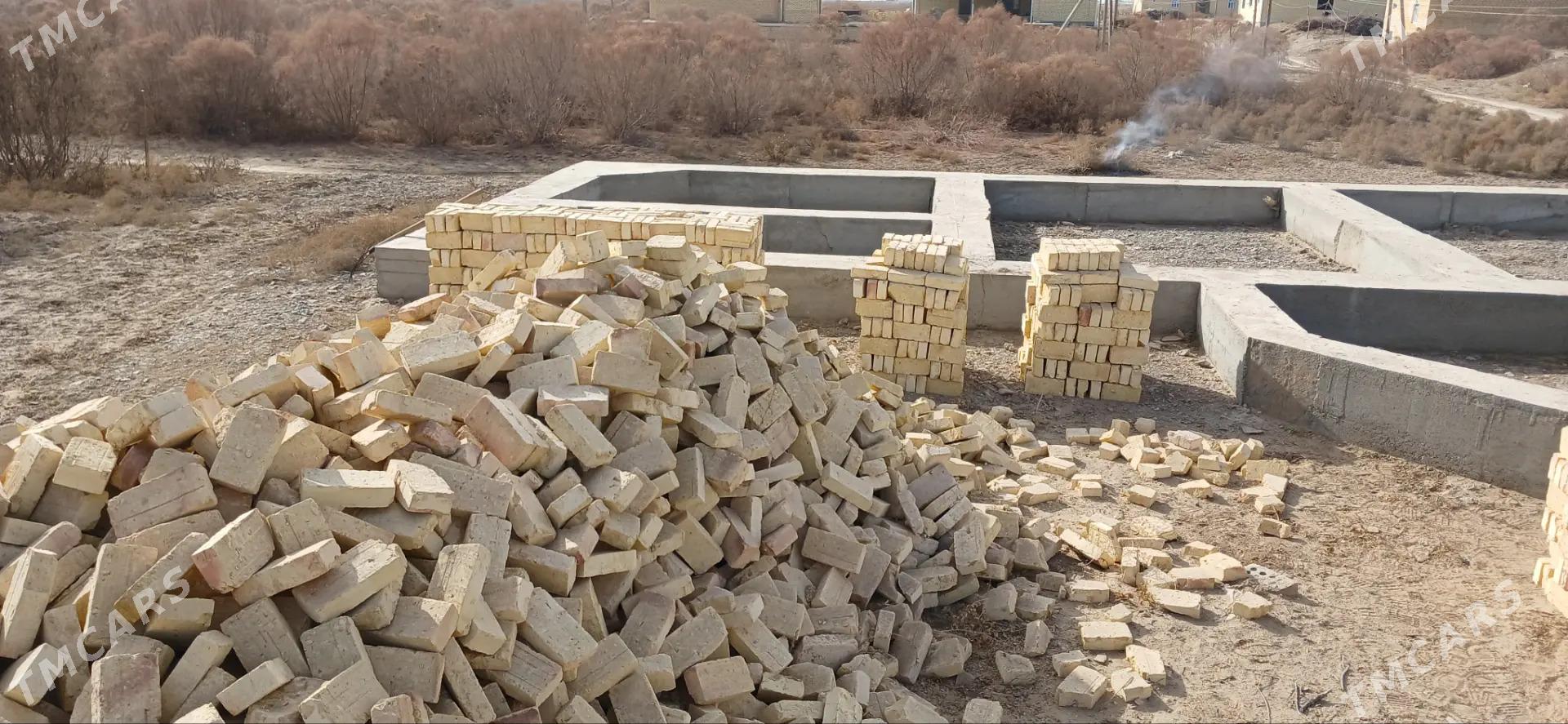 Mellek - Мары - img 1