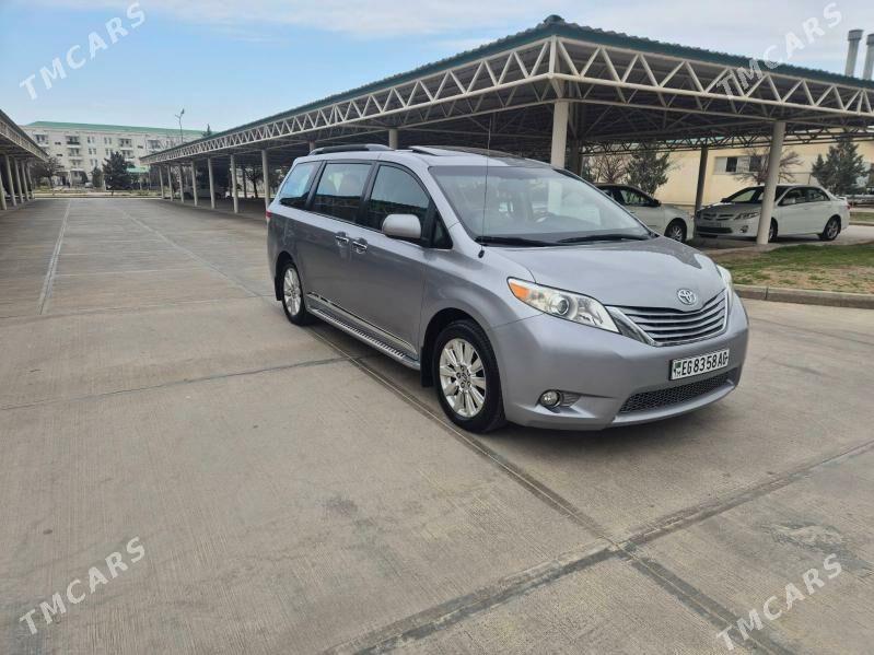 Toyota Sienna 2010 - 340 000 TMT - Aşgabat - img 1