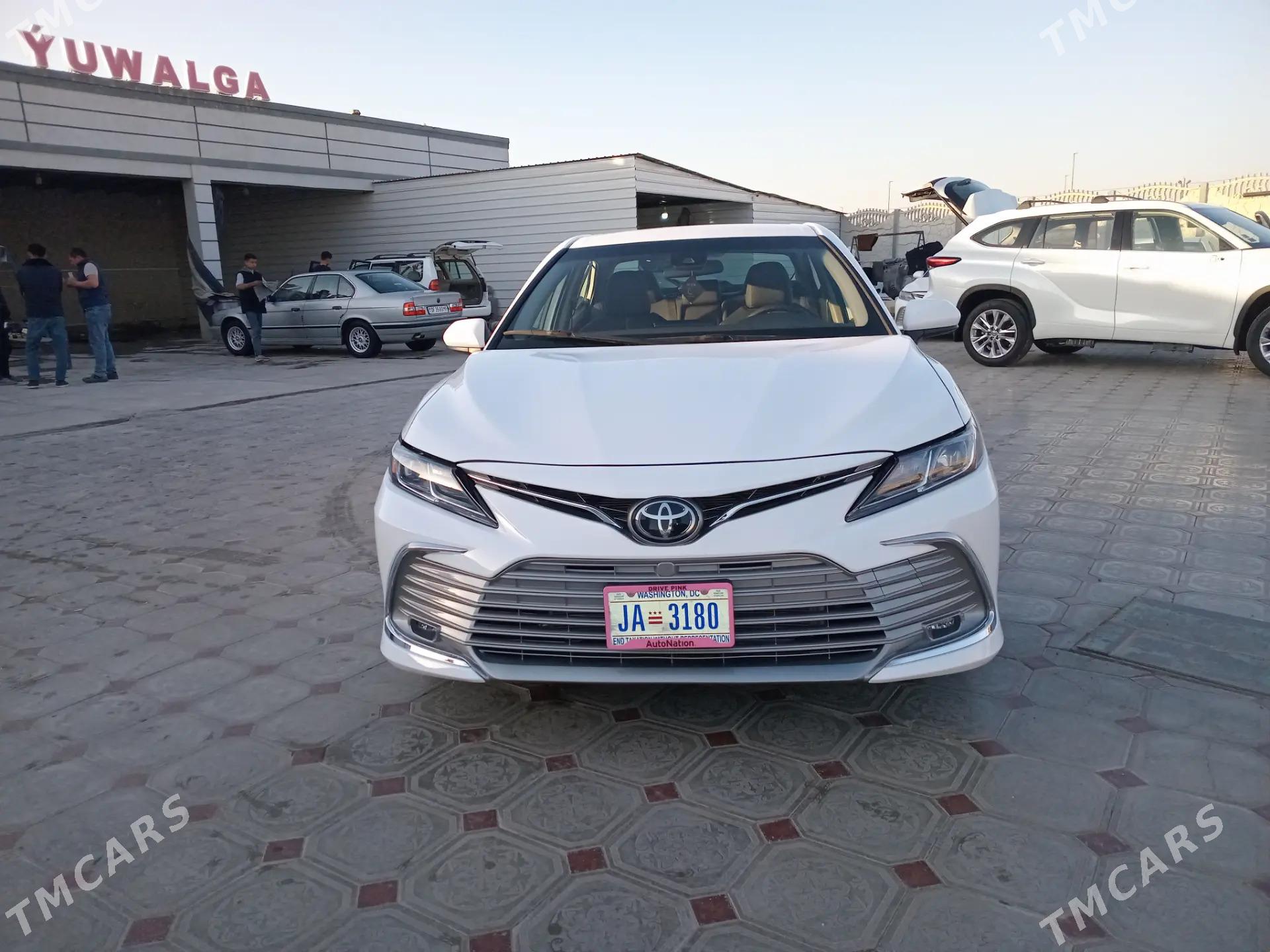 Toyota Camry 2021 - 310 000 TMT - Мары - img 1
