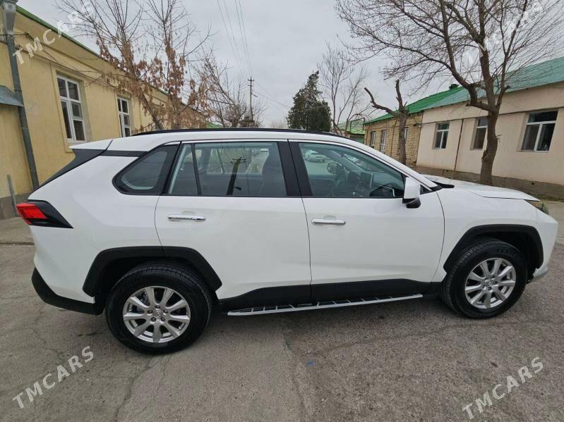 Toyota RAV4 2021 - 380 000 TMT - Gagarin köç, köne Howa menzili - img 1