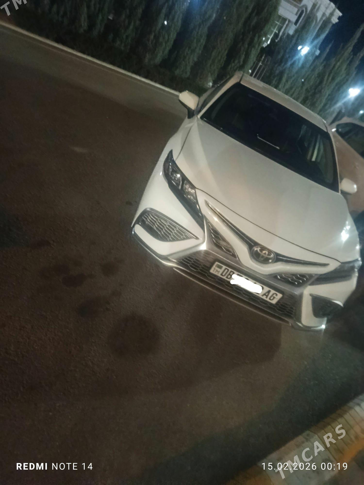 Toyota Camry 2021 - 320 000 TMT - Мары - img 1