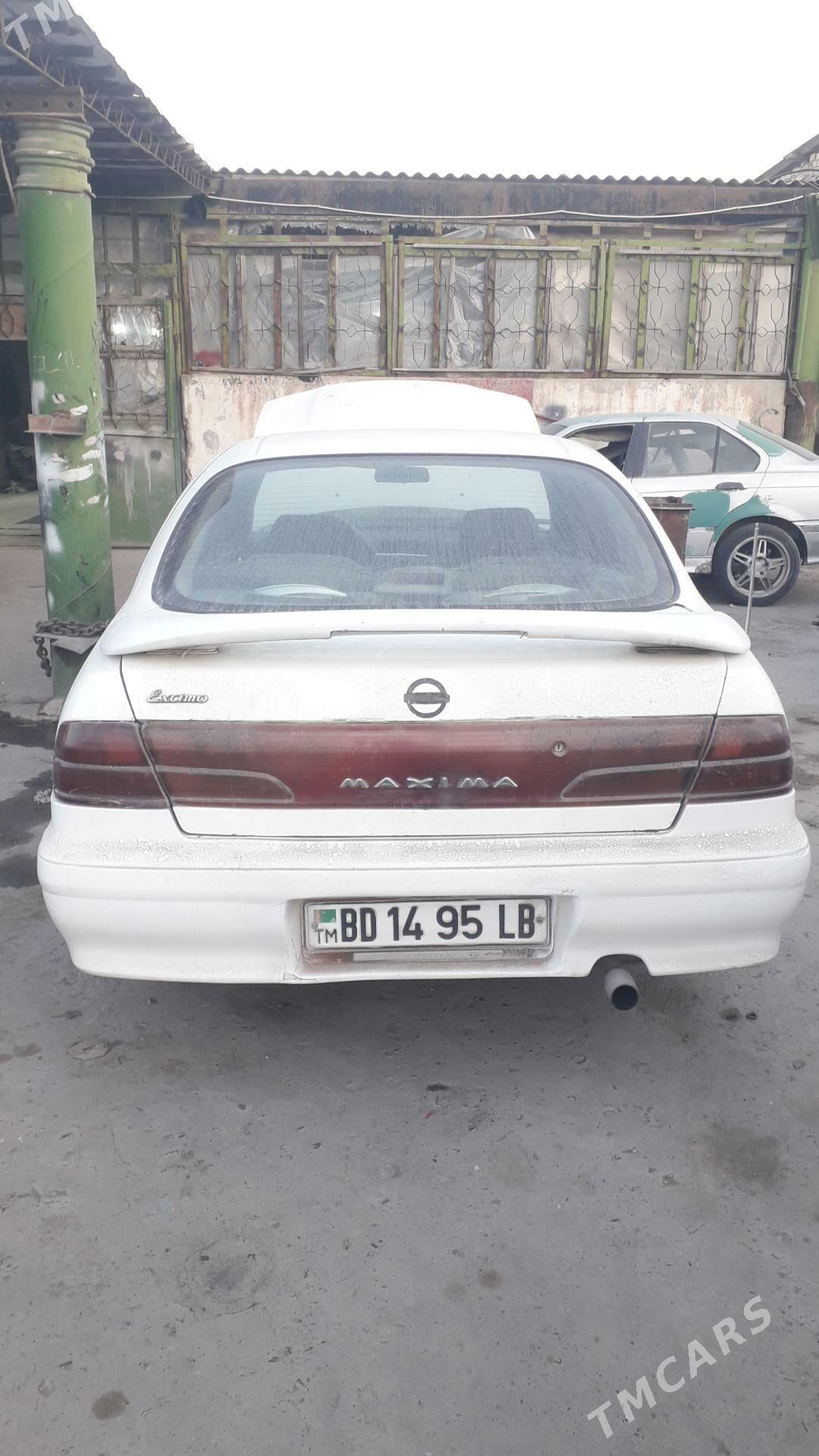 Nissan Maxima 1995 - 32 000 TMT - Туркменабат - img 1