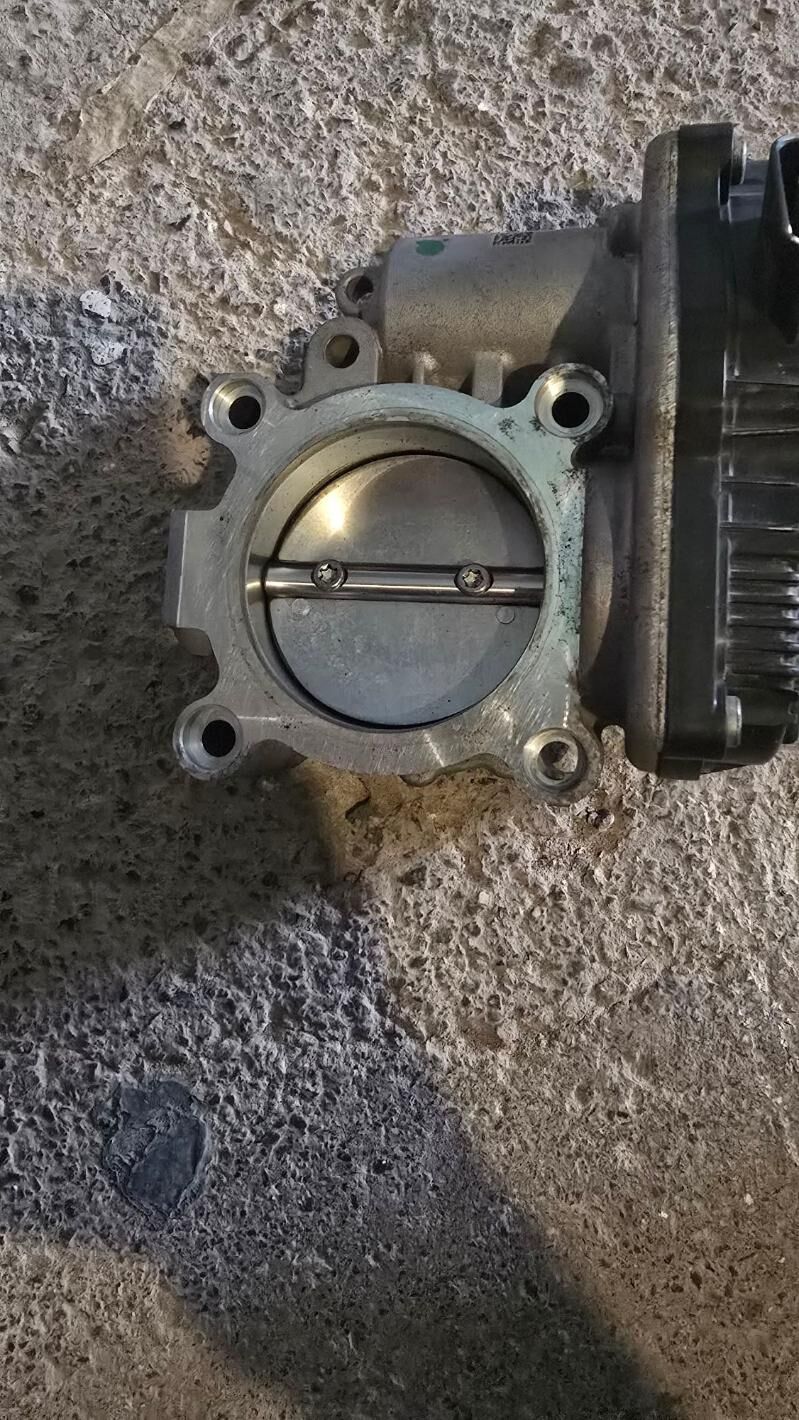 zaslonka KIA K5 2 000 TMT - Aşgabat - img 1