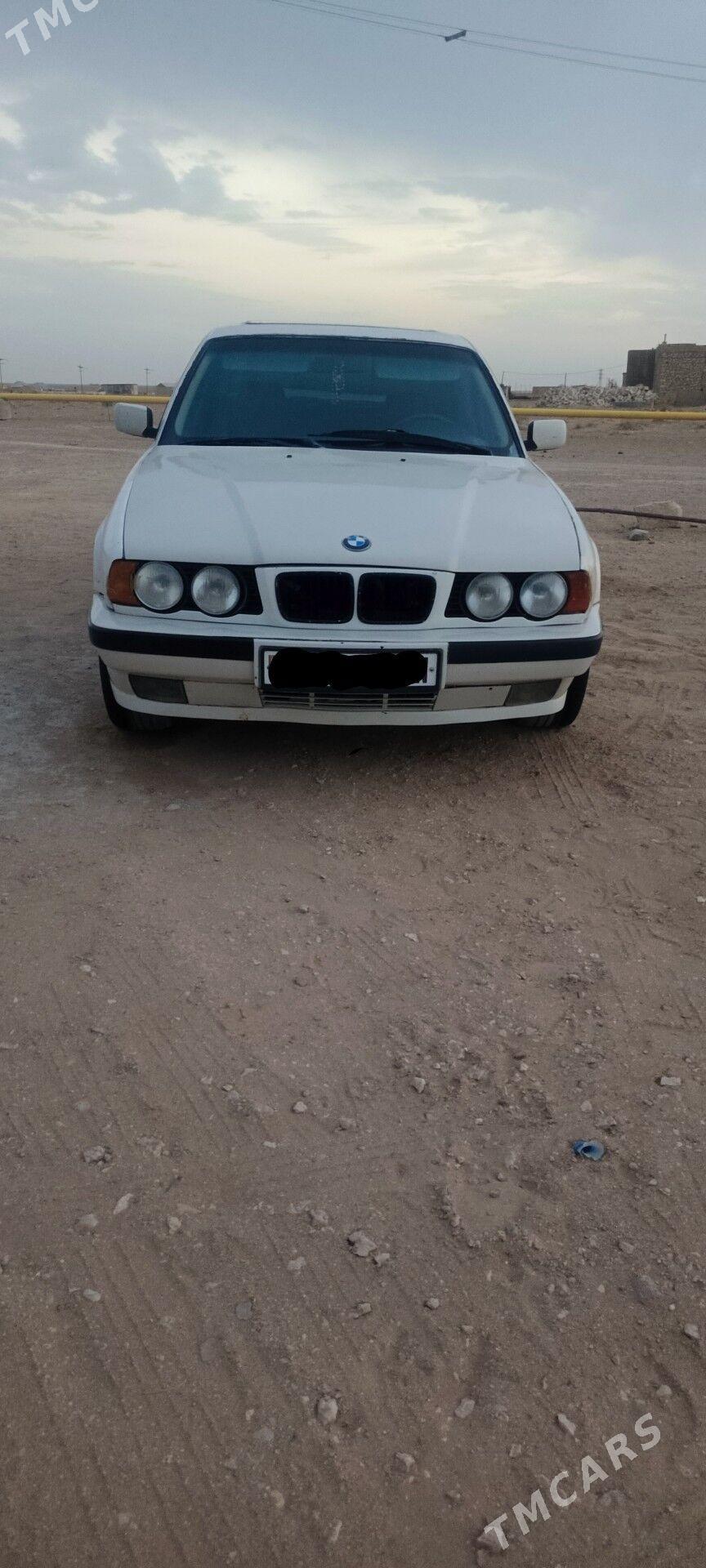 BMW 525 1994 - 52 000 TMT - Балканабат - img 1