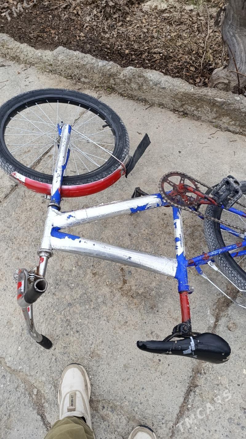 BMW - Gökdepe - img 1