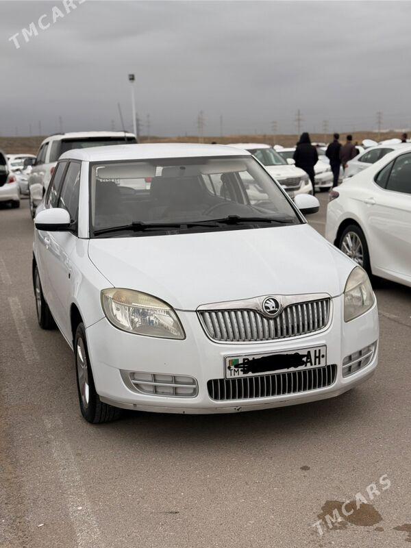 Skoda Fabia​ 2009 - 93 000 TMT - Ашхабад - img 1