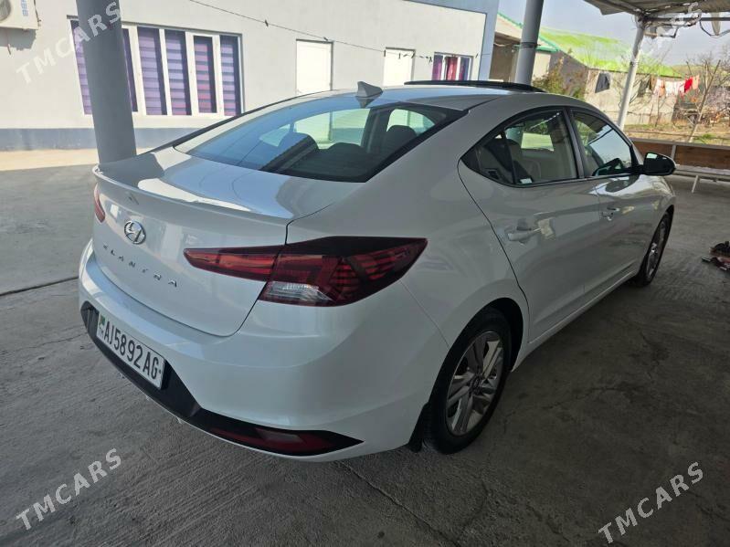 Hyundai Elantra 2019 - 237 000 TMT - Багир - img 1