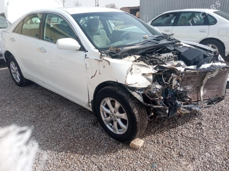 Toyota Camry 2010 - 133 000 TMT - Мургап - img 1