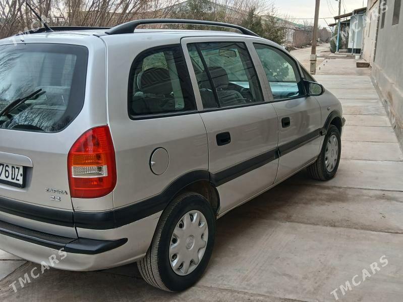 Opel Zafira 2002 - 96 000 TMT - Дашогуз - img 1