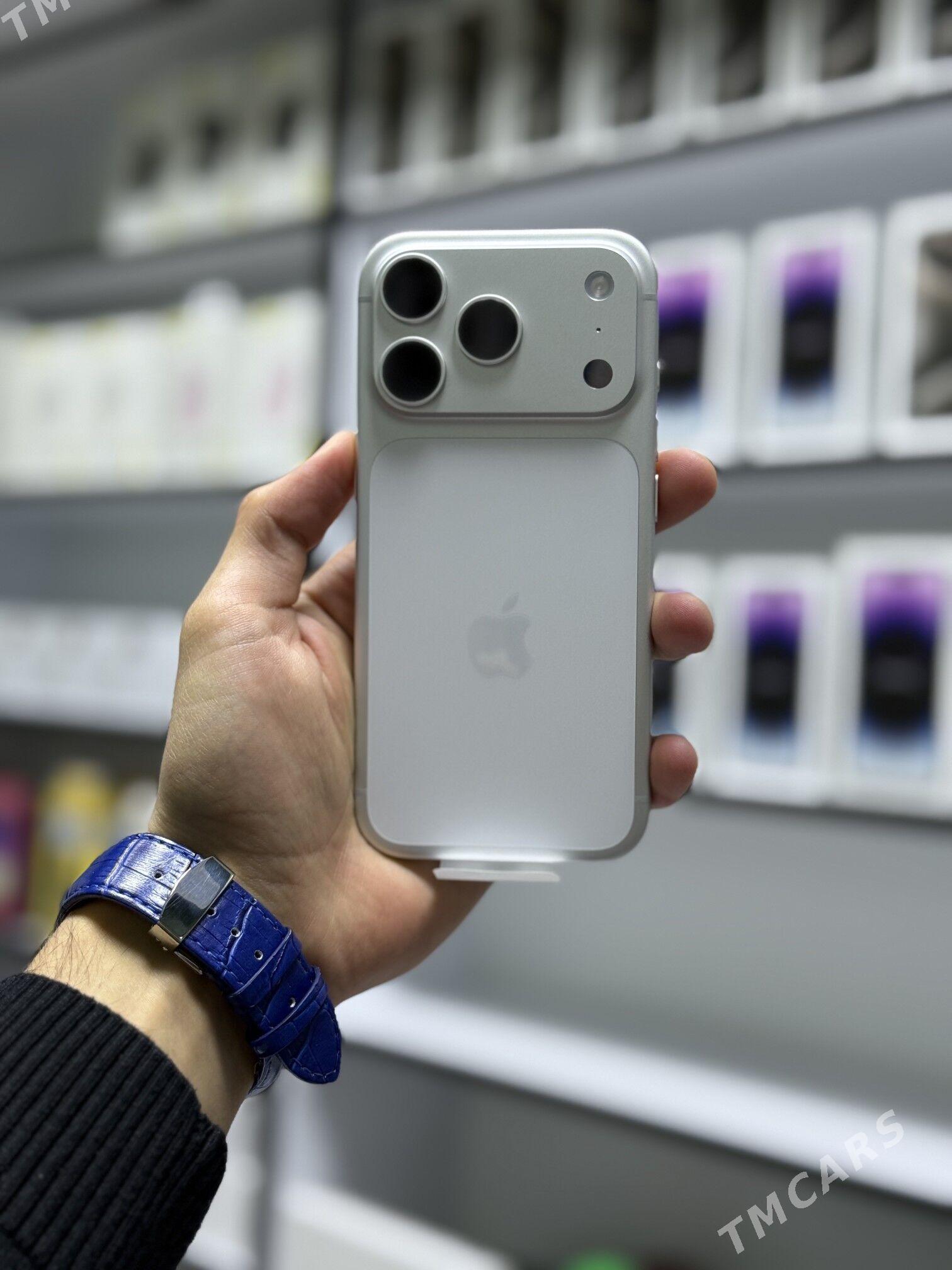 Iphone 17 pro 256gb - Торговый центр "15 лет Независимости" - img 1