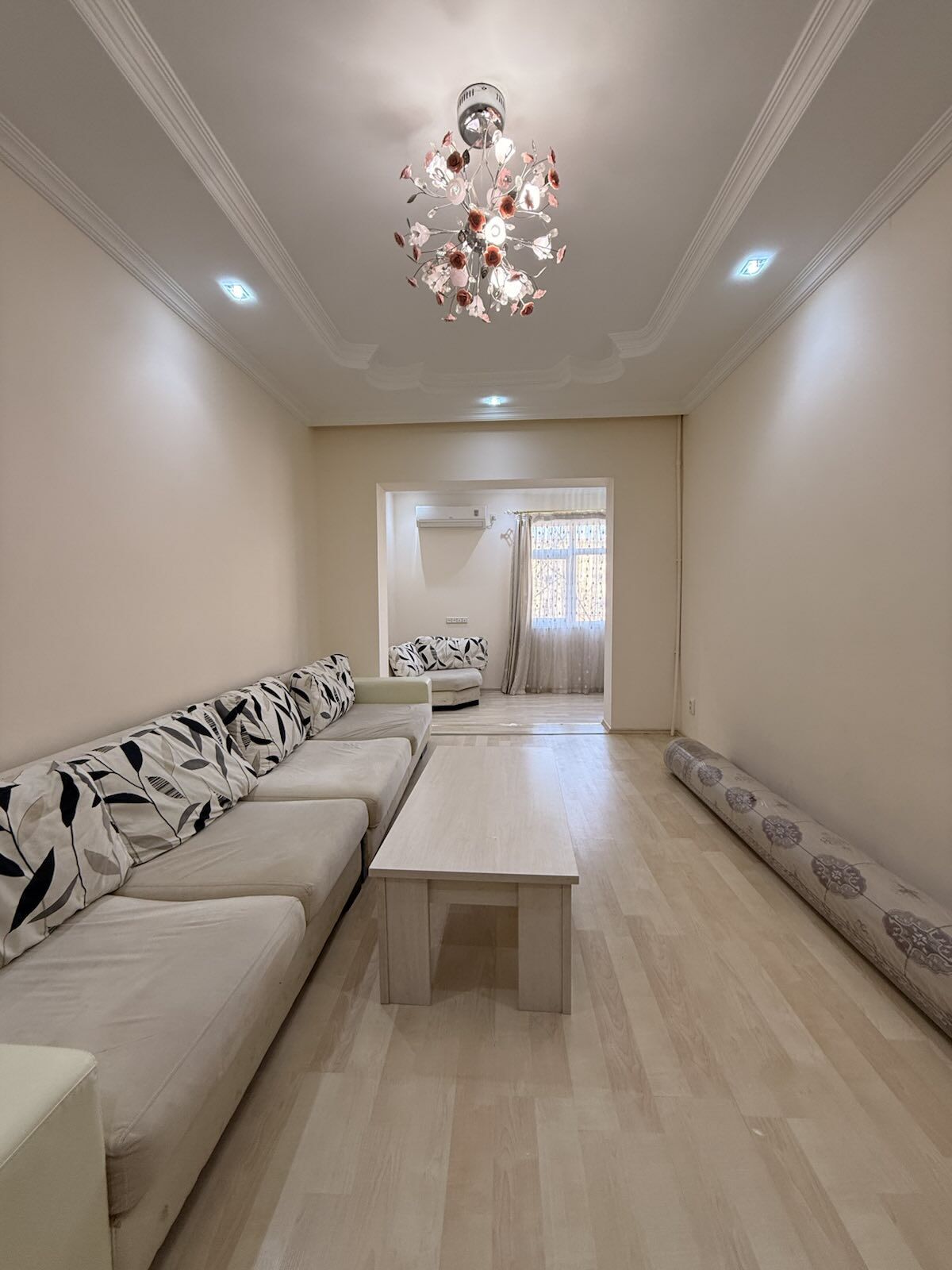 2 KOMNAT MIR 1 - Мир 1 - img 1