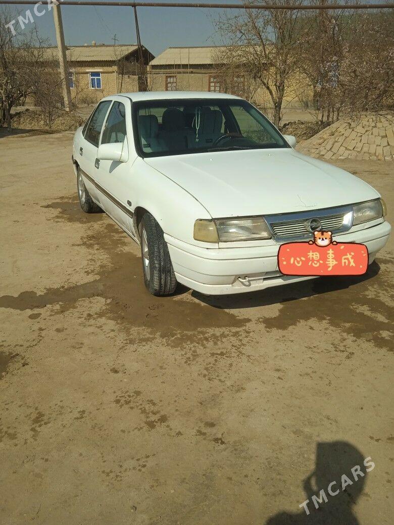 Opel Vectra 1989 - 30 000 TMT - Saýat - img 1