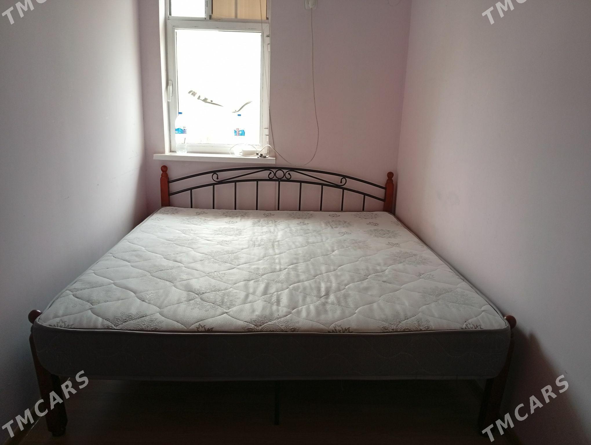 Железная кровать - 30 мкр - img 1