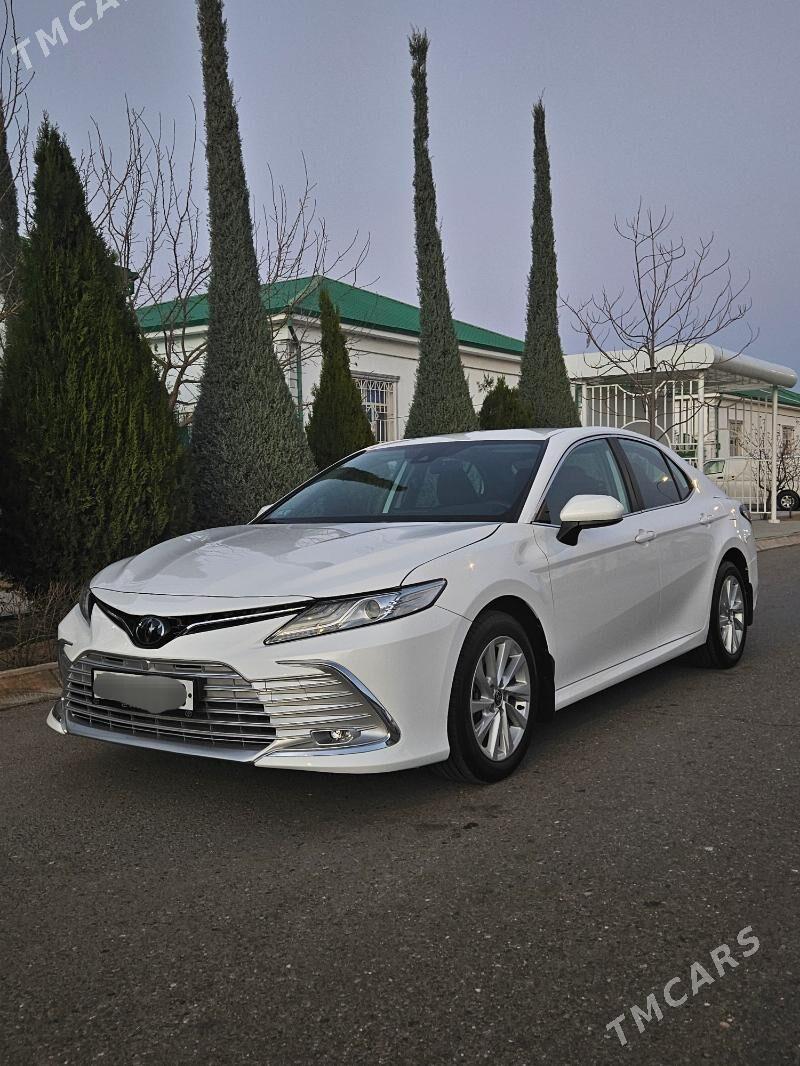 Toyota Camry 2021 - 350 000 TMT - Тязе заман - img 1