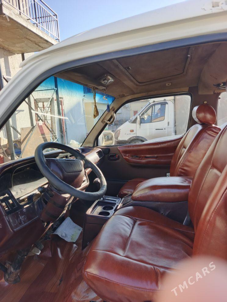Toyota Hiace 1992 - 90 000 TMT - Дашогуз - img 1