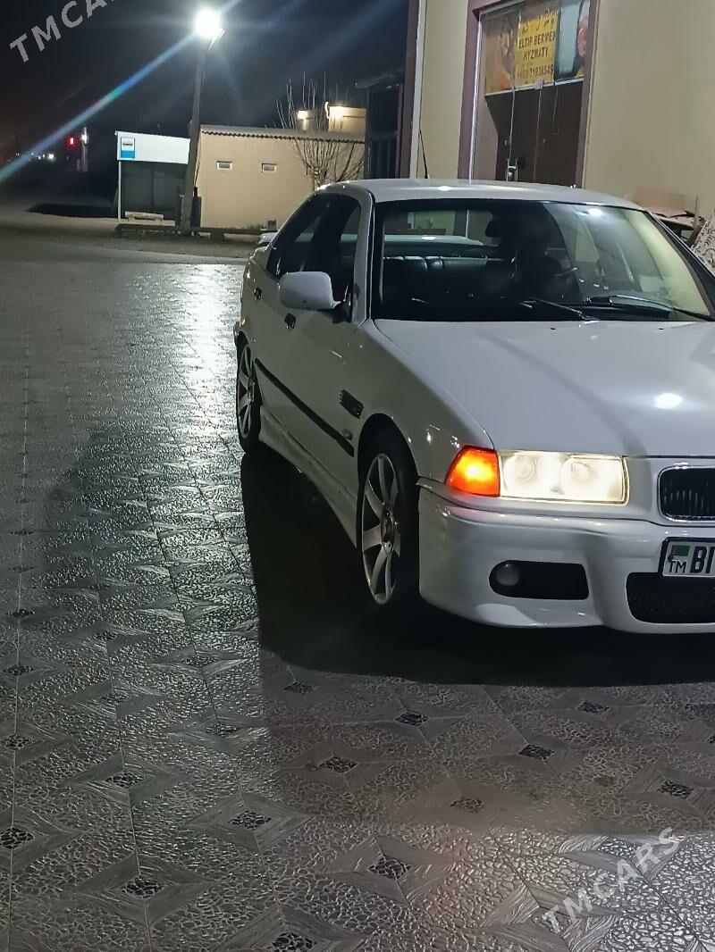 BMW E34 1992 - 62 000 TMT - Mary - img 1